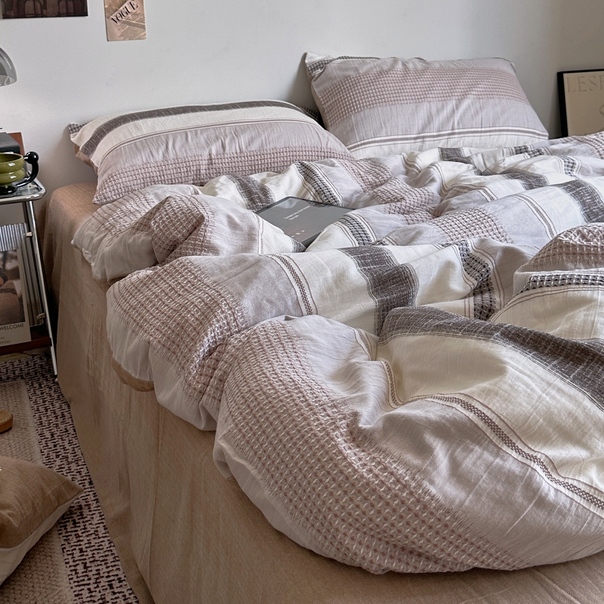 91家纺网 家纺一手货源 找家纺 （总）艾咪-Amy ntmy 2025新款全棉色织小提花四件套-絮语      透明PE袋(如需手提无纺布包+5元)