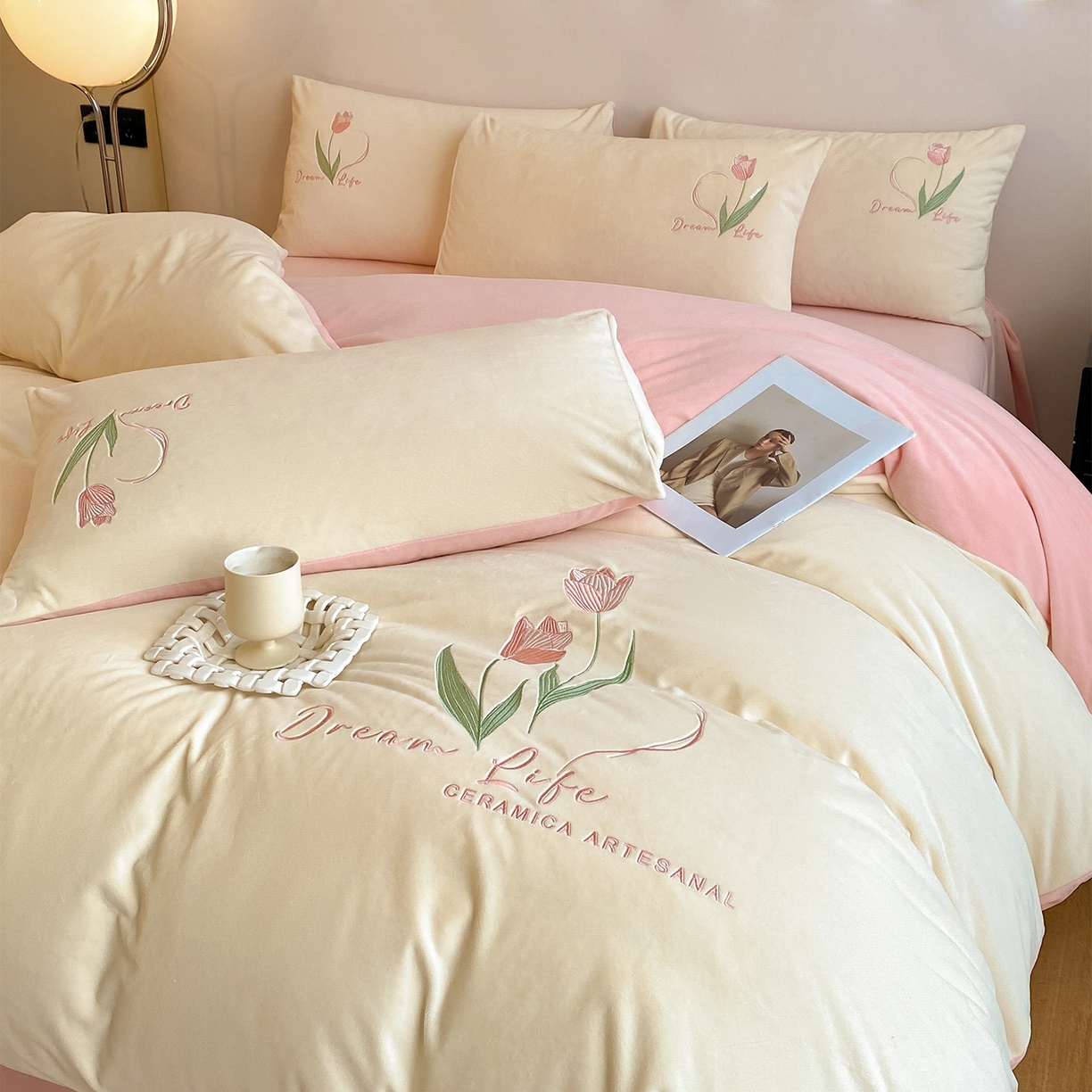 如一 2025新款水晶绒双拼刺绣郁金香系列四件套 郁金香-奶白粉