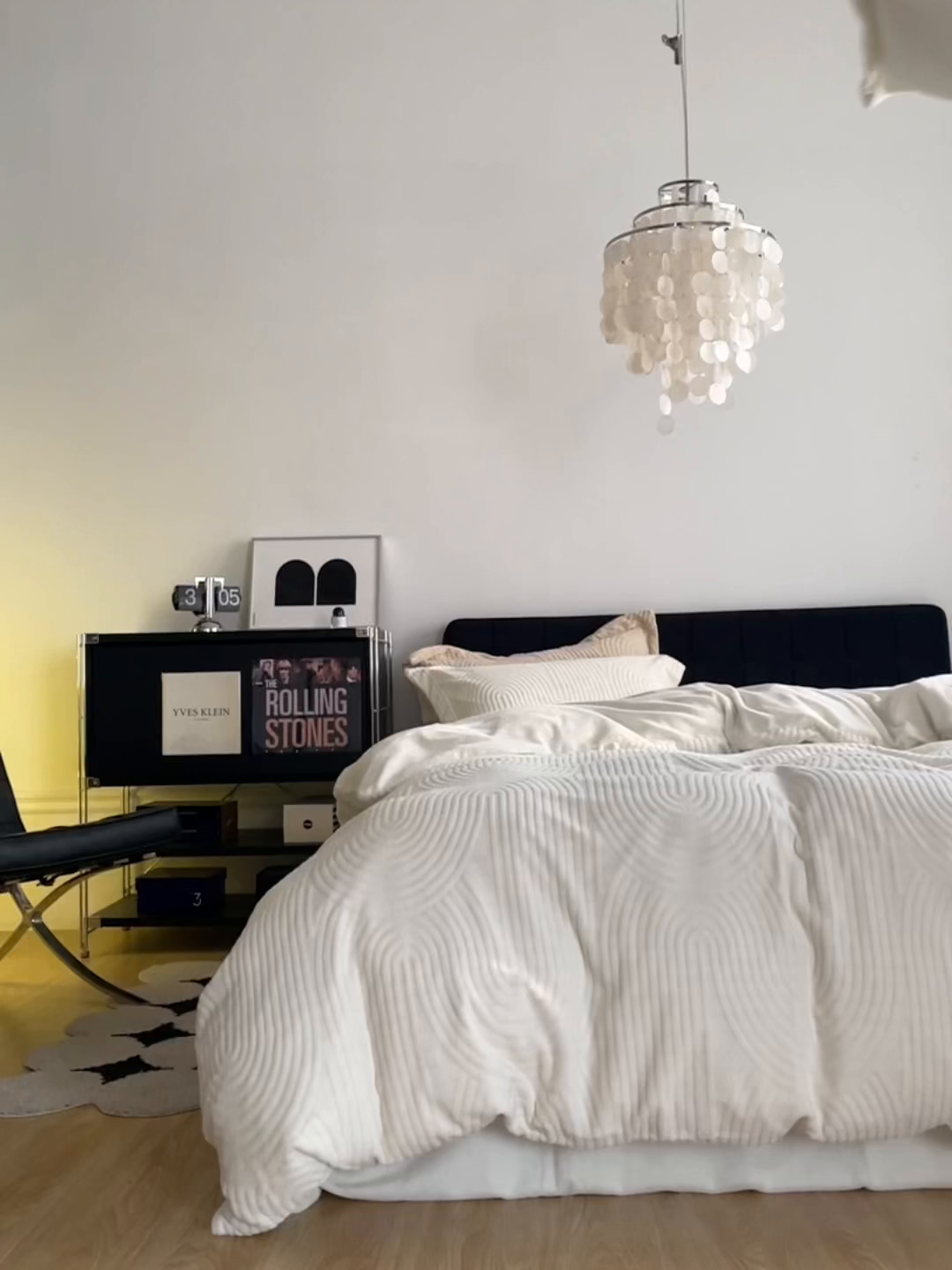 91家纺网 家纺一手货源 找家纺 千朵森 2025新款高克重提花牛奶绒高品质四件套-年纪 年纪-白