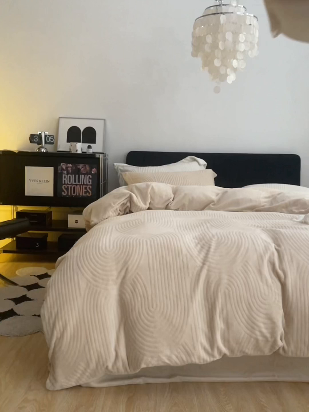 91家纺网 家纺一手货源 找家纺 千朵森 2025新款高克重提花牛奶绒高品质四件套-年纪 年纪-杏