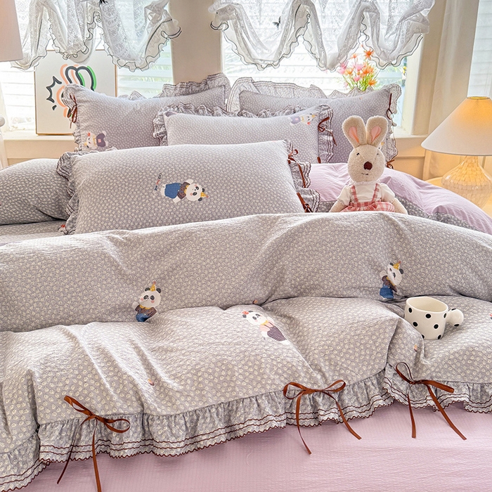 91家纺网 家纺一手货源 找家纺 韩约家纺 2025新款1韩式蝴蝶结加厚床单款棉麻四件套 熊仔萌萌