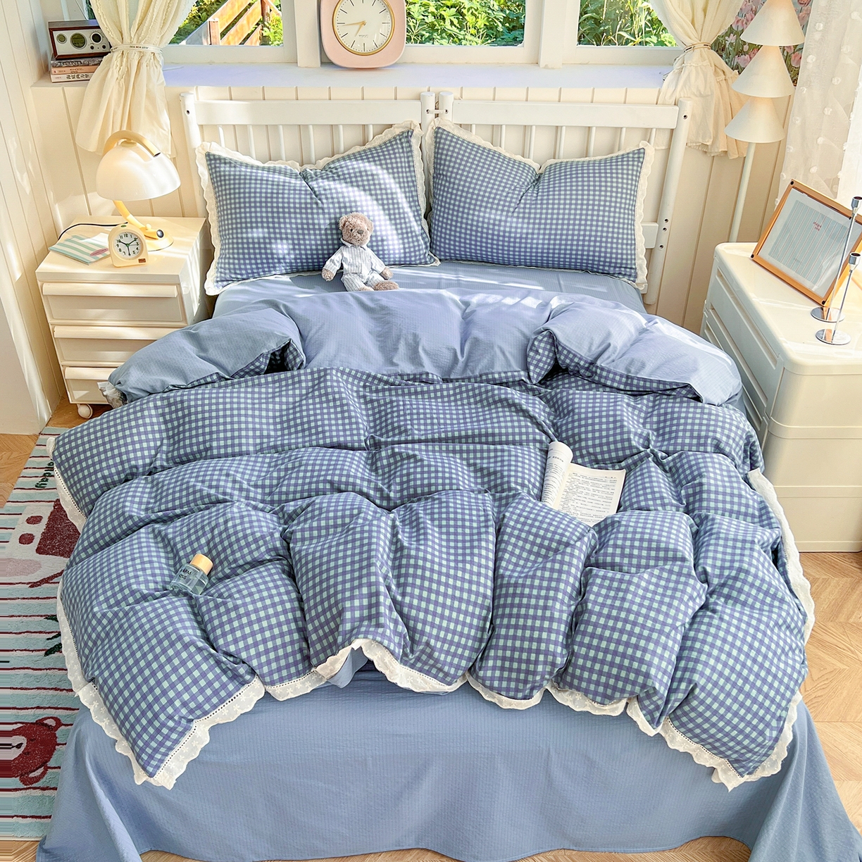 91家纺网 家纺一手货源 找家纺 赫然家纺 2026新款云感皱皱双层纱法式镂空全棉花边款四件套 北欧格