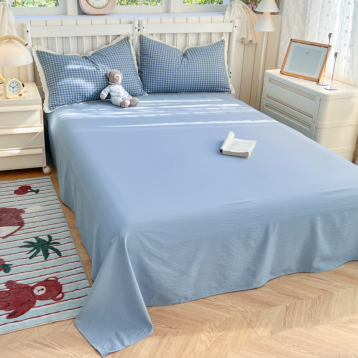 91家纺网 家纺一手货源 找家纺 赫然家纺 2026新款云感皱皱双层纱法式镂空全棉花边款四件套 北欧格