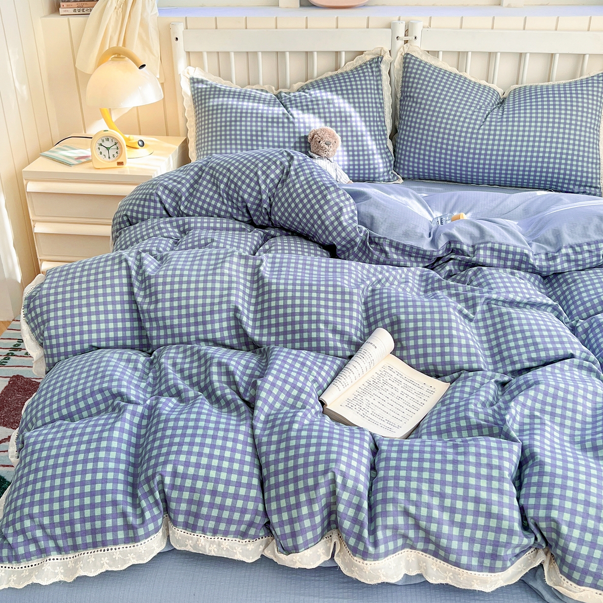 91家纺网 家纺一手货源 找家纺 赫然家纺 2026新款云感皱皱双层纱法式镂空全棉花边款四件套 北欧格