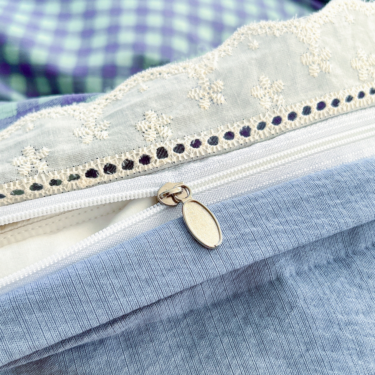 91家纺网 家纺一手货源 找家纺 （总）赫然家纺 2025新款云感皱皱双层纱法式镂空全棉花边款四件套