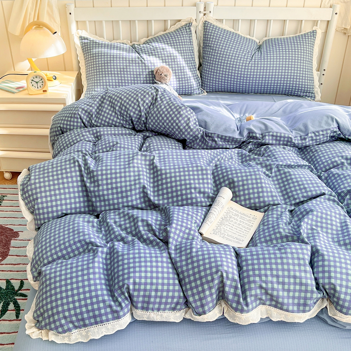 91家纺网 家纺一手货源 找家纺 赫然家纺 2026新款云感皱皱双层纱法式镂空全棉花边款四件套 北欧格