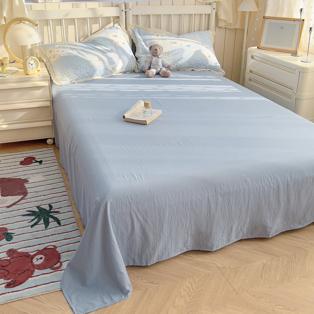 91家纺网 家纺一手货源 找家纺 赫然家纺 2026新款云感皱皱双层纱法式镂空全棉花边款四件套 兰亭序