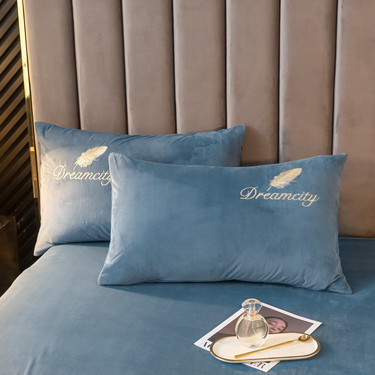 91家纺网 家纺一手货源 找家纺 （总）如一 2025新款水晶绒纯色刺绣轻羽系列四件套