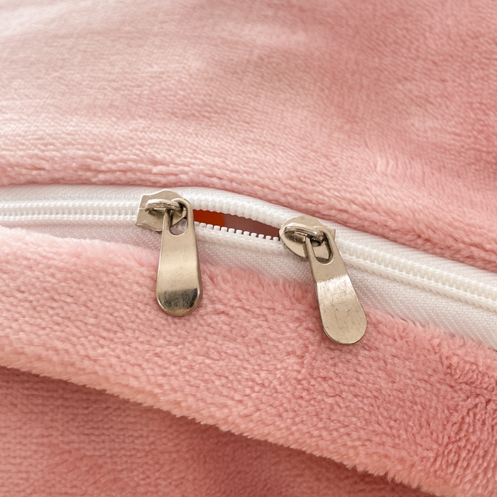 91家纺网 家纺一手货源 找家纺 言一 2025新款A类全消光超柔260G立体雕花牛奶绒加厚法式宽边四件套 繁花绮梦-豆沙