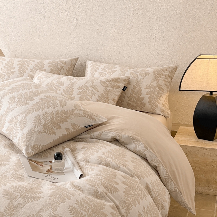 91家纺网 家纺一手货源 找家纺 宜代光年 2025新款全棉色织水洗棉大提花四件套（第一批）镜中叶-米