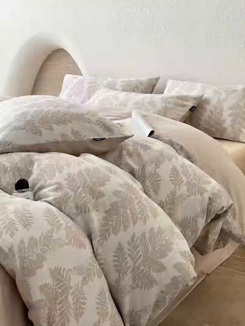 91家纺网 家纺一手货源 找家纺 宜代光年 2025新款全棉色织水洗棉大提花四件套（第一批）镜中叶-米