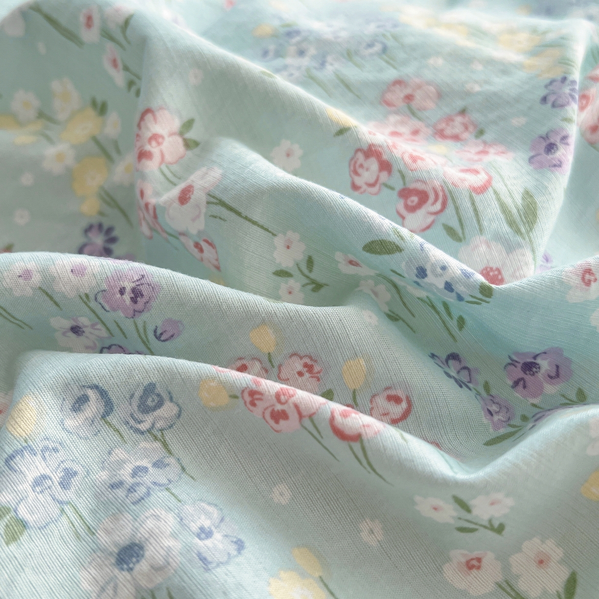 91家纺网 家纺一手货源 找家纺 赫然家纺 2026新款云感皱皱双层纱法式镂空全棉花边款单品枕套 花开半夏