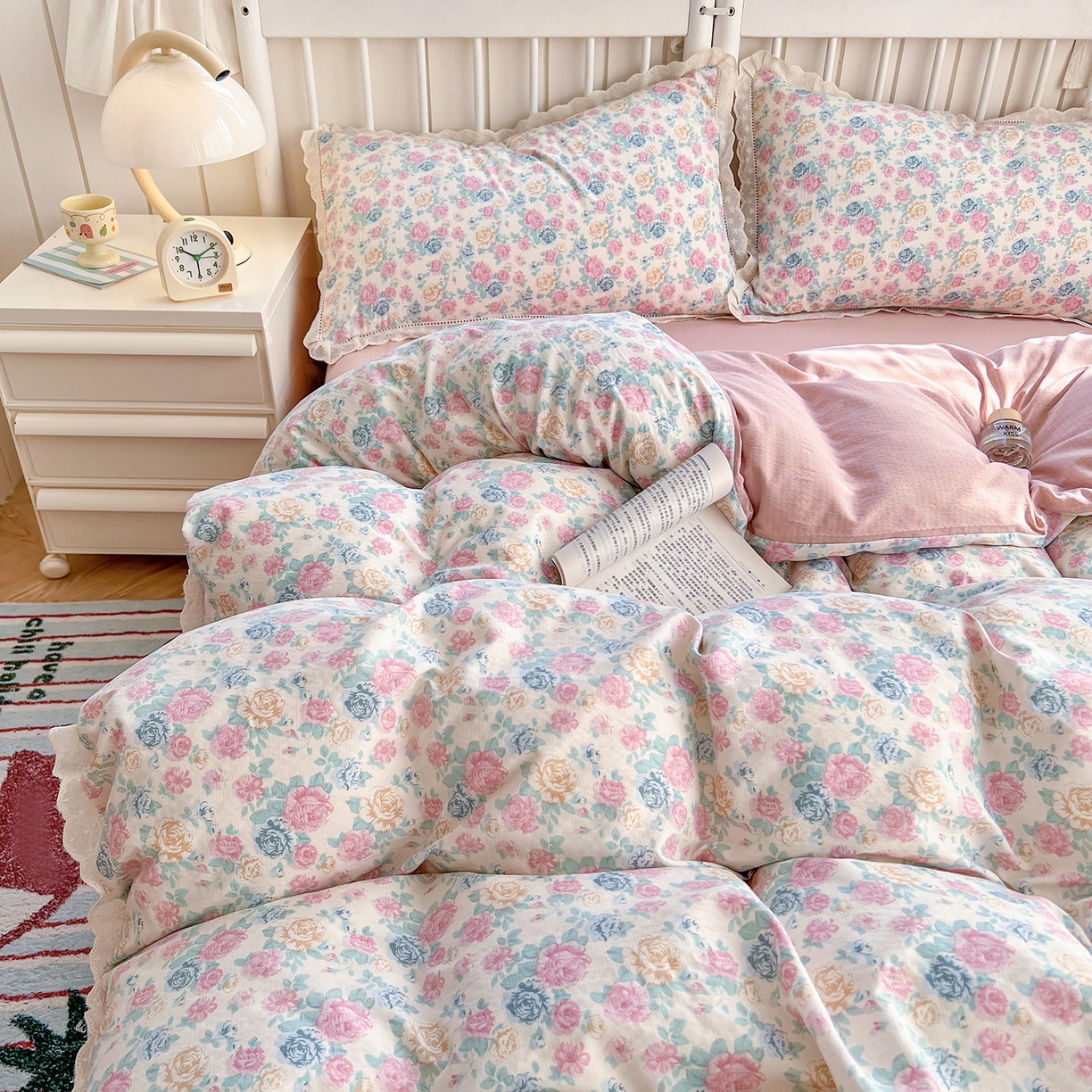 91家纺网 家纺一手货源 找家纺 赫然家纺 2026新款云感皱皱双层纱法式镂空全棉花边款单品枕套 陌上花开