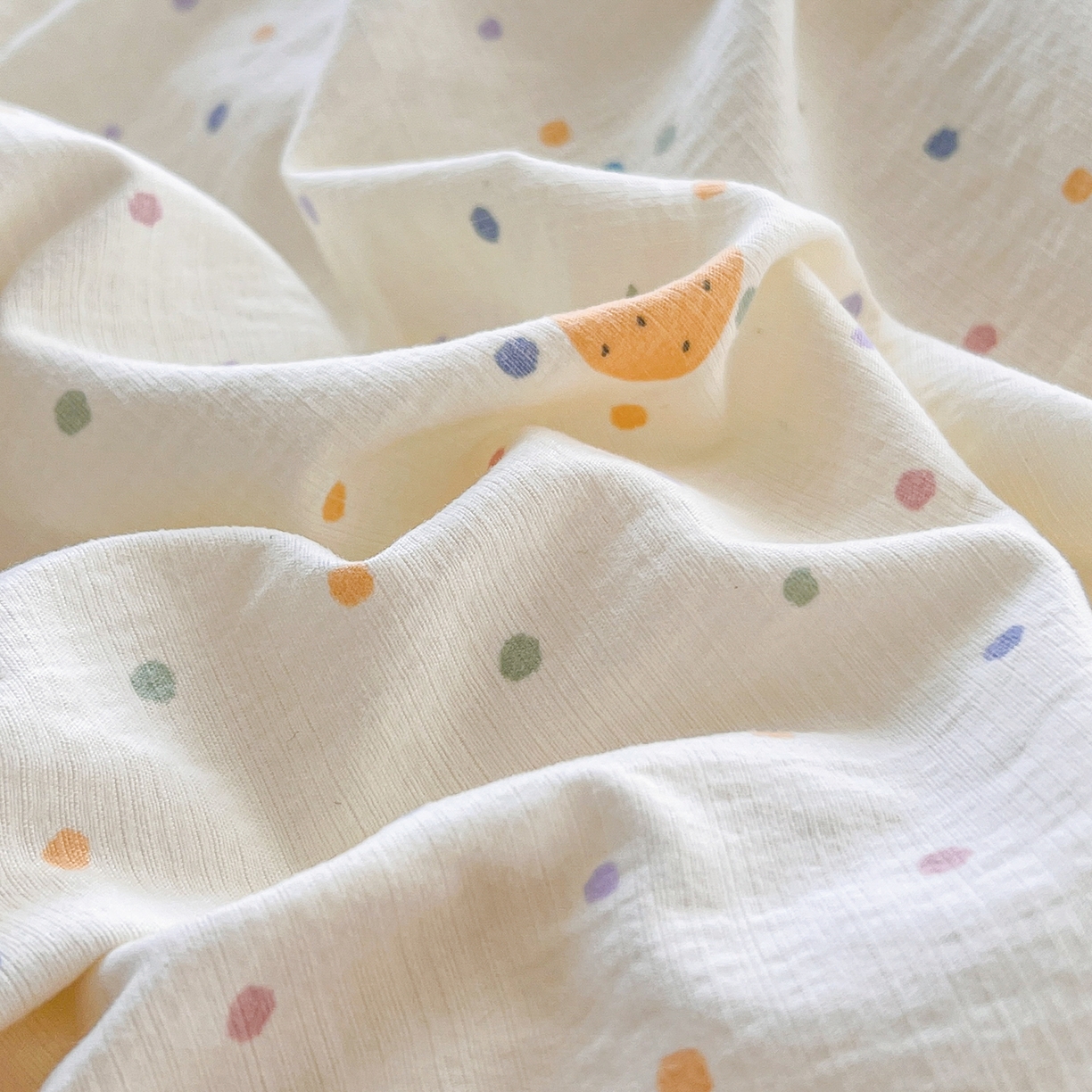 91家纺网 家纺一手货源 找家纺 赫然家纺 2026新款云感皱皱双层纱法式镂空全棉花边款单品枕套 草莓多多