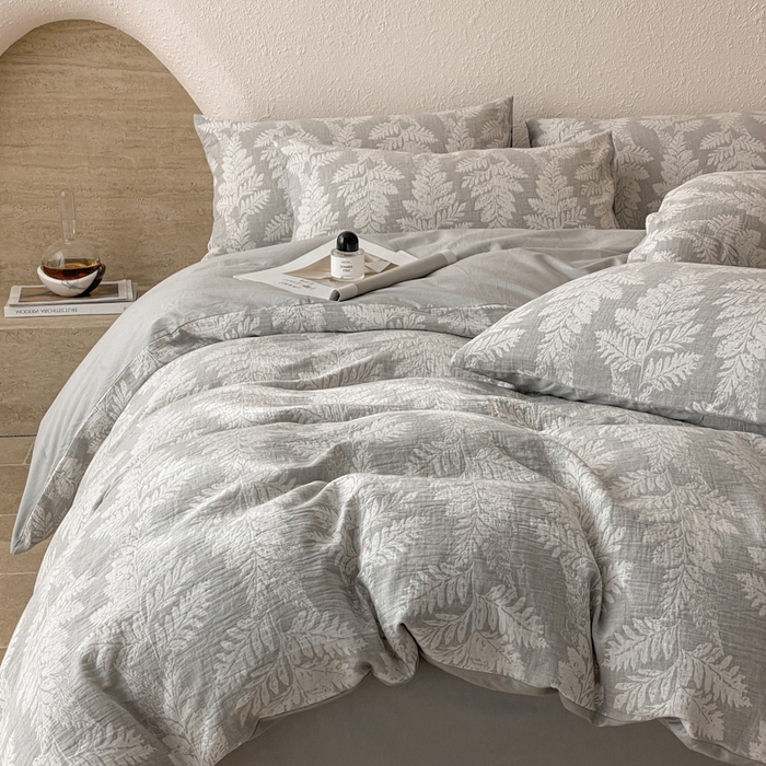 91家纺网 家纺一手货源 找家纺 宜代光年 2025新款全棉色织水洗棉大提花四件套（第一批）镜中叶-灰