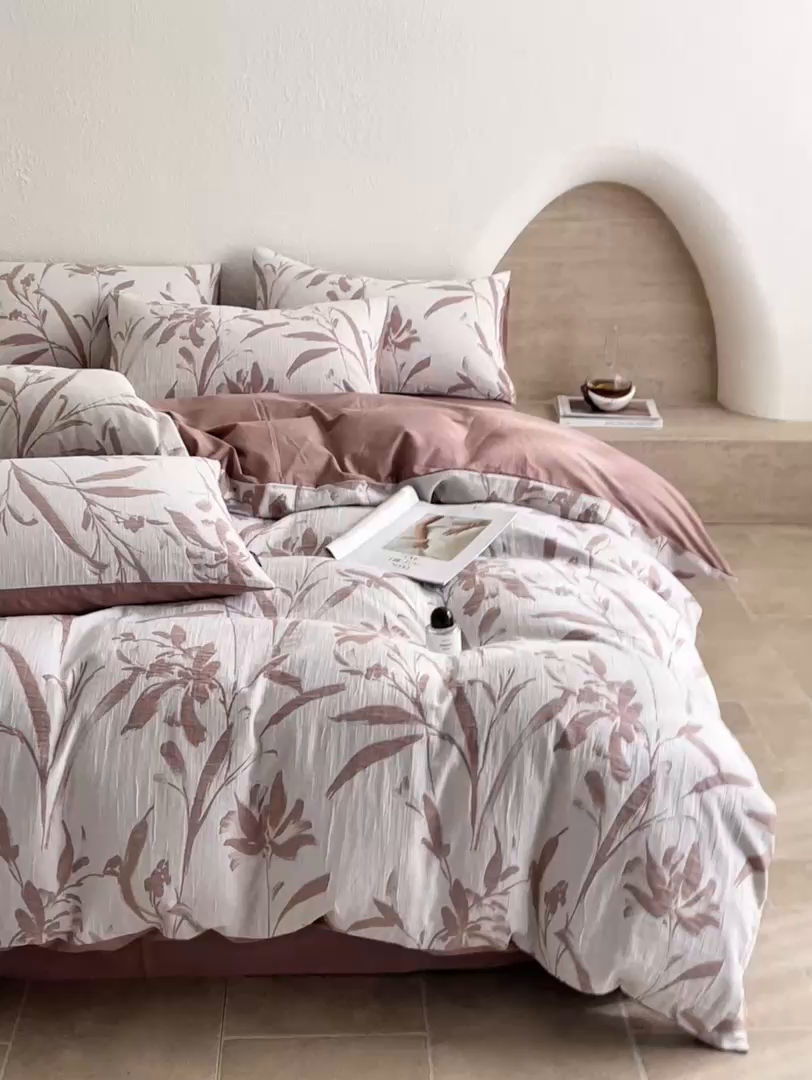 91家纺网 家纺一手货源 找家纺 宜代光年 2025新款全棉色织水洗棉大提花四件套（第一批）林逾静-橘