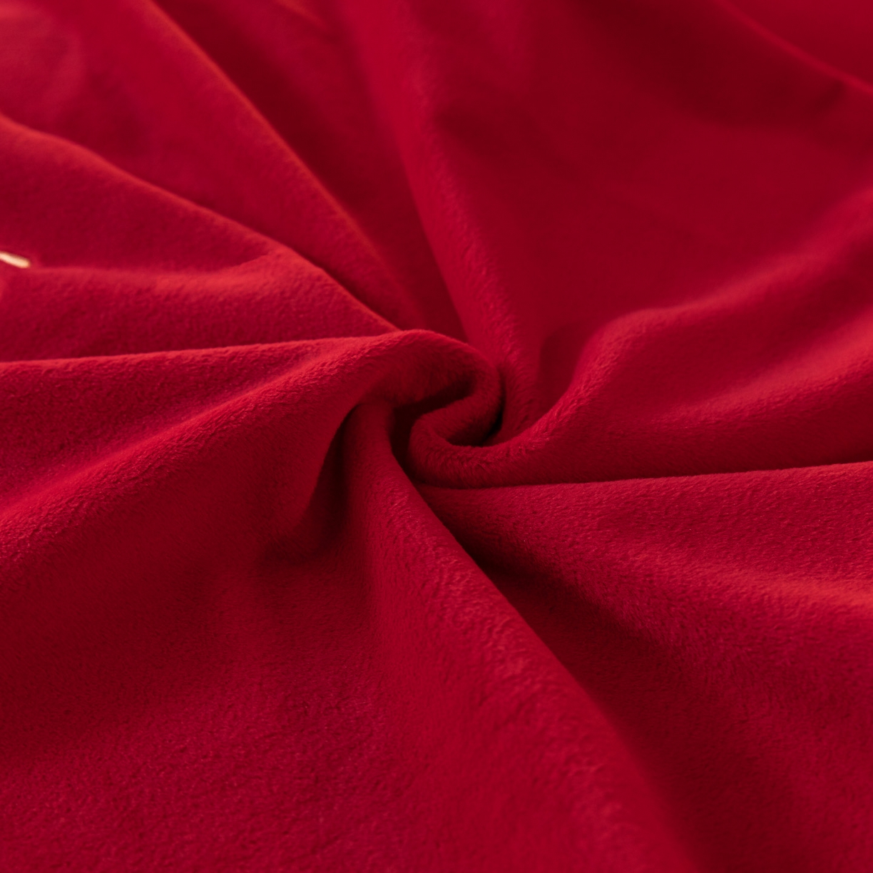 91家纺网 家纺一手货源 找家纺 如一 2025新款水晶绒纯色刺绣轻羽系列四件套 轻羽-中国红