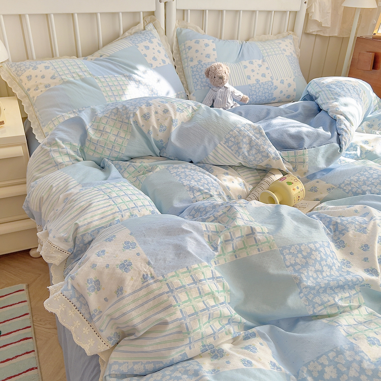 91家纺网 家纺一手货源 找家纺 赫然家纺 2026新款云感皱皱双层纱法式镂空全棉花边款单被套 兰亭序