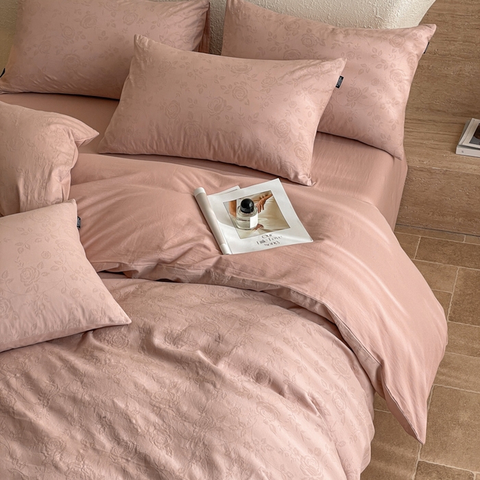 91家纺网 家纺一手货源 找家纺 宜代光年 2025新款全棉色织水洗棉大提花四件套（第一批）陌上花开-粉