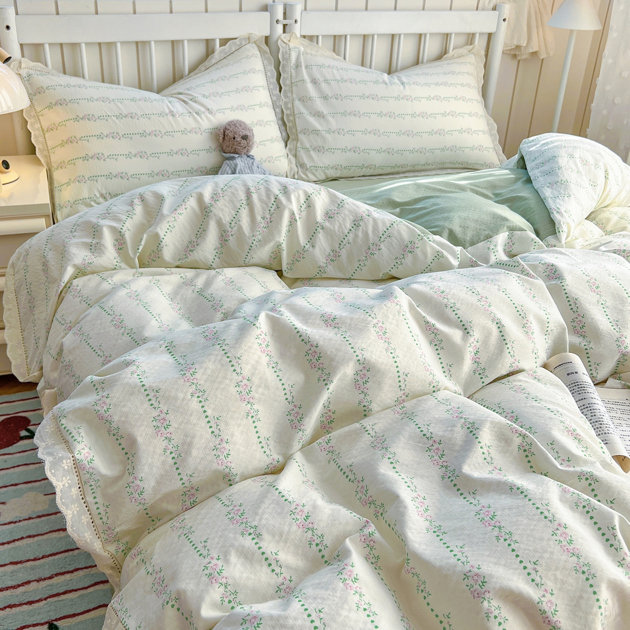 91家纺网 家纺一手货源 找家纺 赫然家纺 2026新款云感皱皱双层纱法式镂空全棉花边款单被套 怦然心动