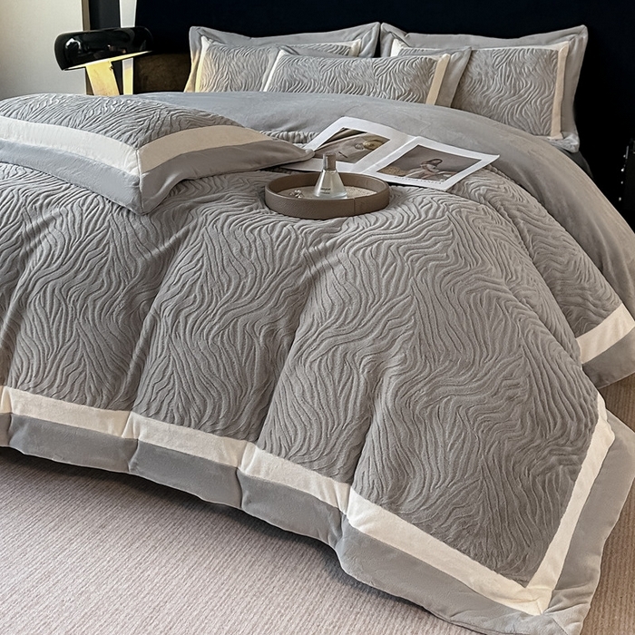 91家纺网 家纺一手货源 找家纺 （总）锦铭源家纺 2025新款雪貂绒烂花75D全消光超柔樱花绒双拼角四件套牛奶绒四件套【有买家秀】