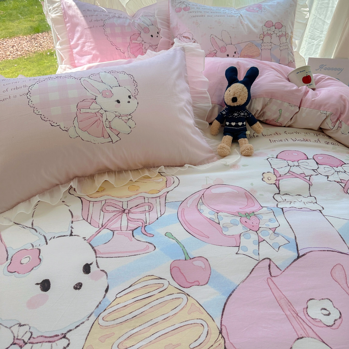 91家纺网 家纺一手货源 找家纺 希诺家居 2025新款洛丽塔风花边全棉纯棉四件套 春日出逃