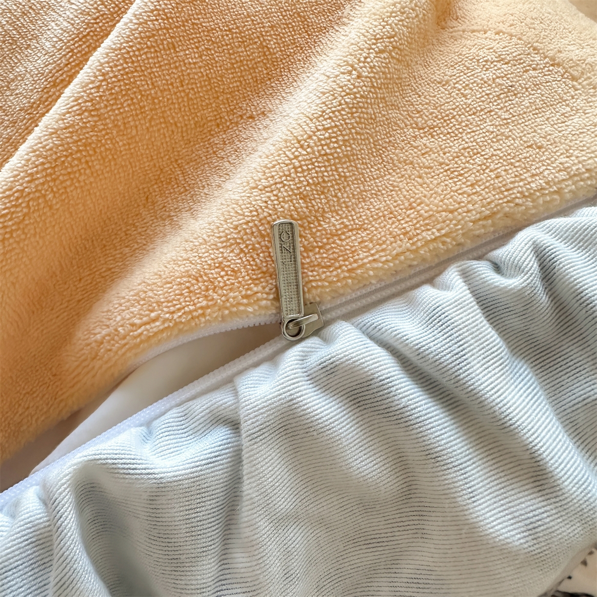 91家纺网 家纺一手货源 找家纺 （总）兰紫橙家纺 2025新款印花花边款牛奶绒宝宝绒四件套