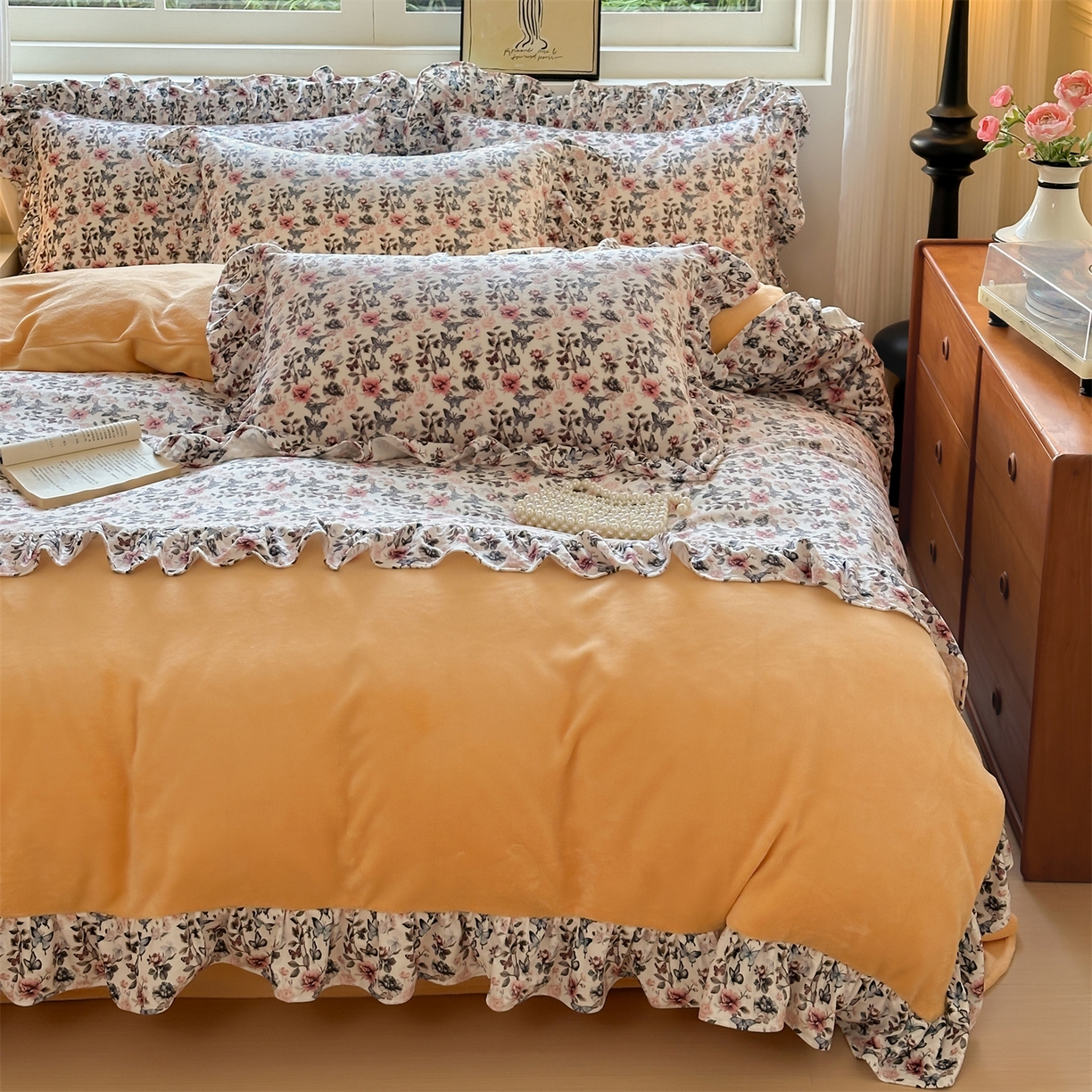 91家纺网 家纺一手货源 找家纺 （总）兰紫橙家纺 2025新款印花花边款牛奶绒宝宝绒四件套