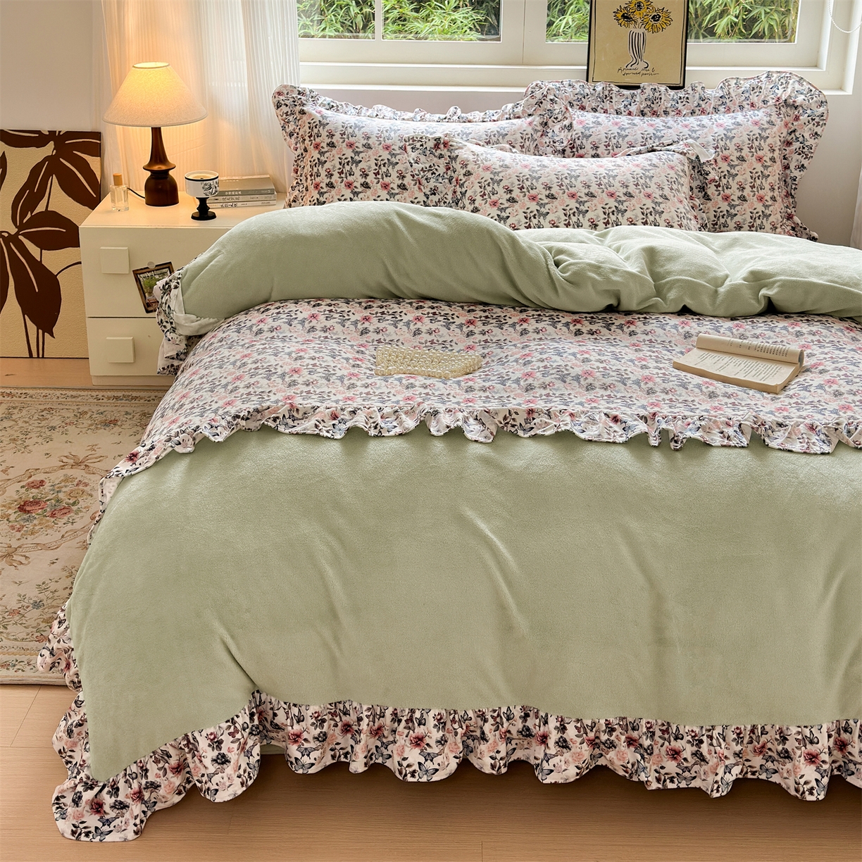 兰紫橙家纺 2025新款印花蝴蝶花边款牛奶绒四件套 花边款-淡彩绿