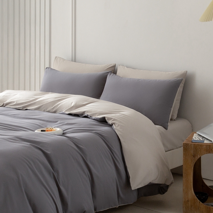 91家纺网 家纺一手货源 找家纺 ONE TWO ONE 121 2025新款A类高支高密长绒棉双拼磨毛（小cr ）撞色四件套 高级灰白灰