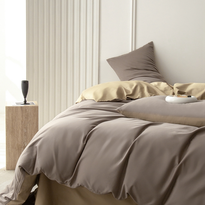 91家纺网 家纺一手货源 找家纺 ONE TWO ONE 121 2025新款A类高支高密长绒棉双拼磨毛（小cr ）撞色四件套 暗咖浅卡其