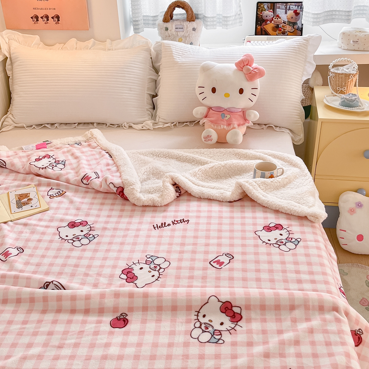 91家纺网 家纺一手货源 找家纺 金爱家 2025新款A类三丽鸥正版授权少女可爱卡通加厚牛奶绒羊羔绒毛毯多功能四季毛毯毯子 绒毛毯-MT三丽鸥粉格牛奶KT