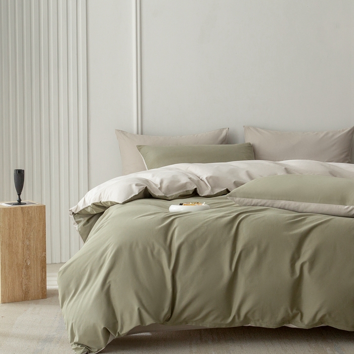 91家纺网 家纺一手货源 找家纺 ONE TWO ONE 121 2025新款A类高支高密长绒棉双拼磨毛（小cr ）撞色四件套 复古绿白灰