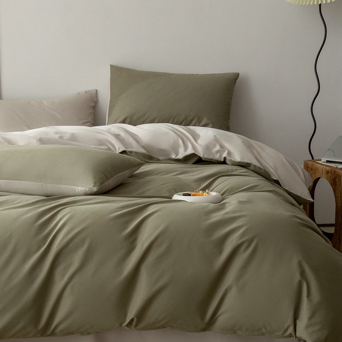 91家纺网 家纺一手货源 找家纺 ONE TWO ONE 121 2025新款A类高支高密长绒棉双拼磨毛（小cr ）撞色四件套 复古绿白灰