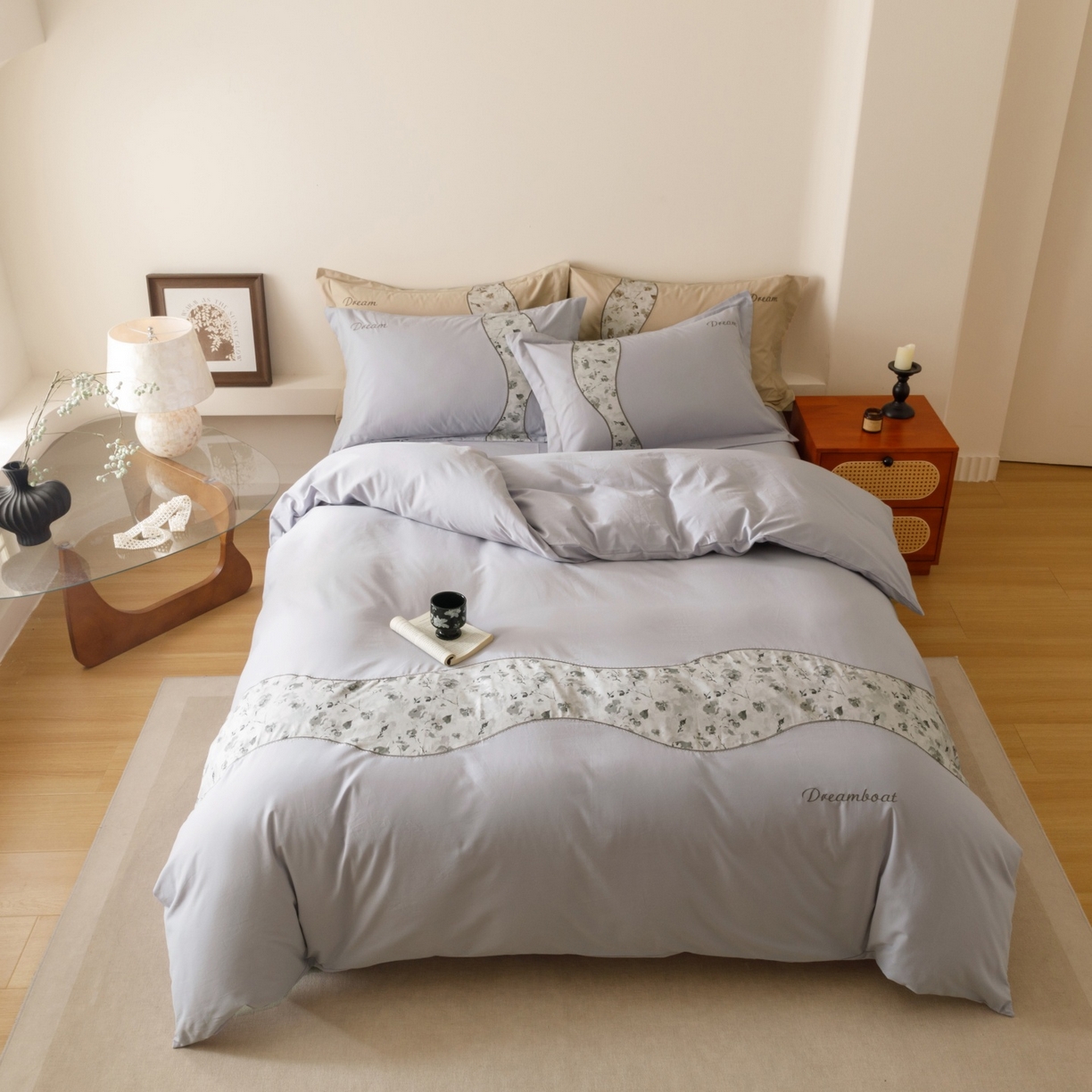 91家纺网 家纺一手货源 找家纺 艾莱家纺 2025新款A类新疆长绒棉纯棉加厚柔顺磨毛四件套-花语 花语-泊紫