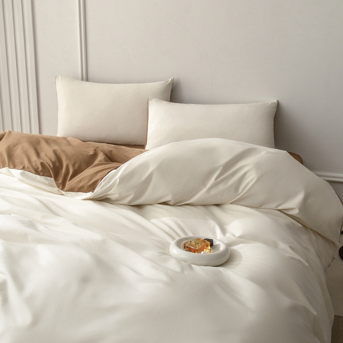 91家纺网 家纺一手货源 找家纺 ONE TWO ONE 121 2025新款A类高支高密长绒棉双拼磨毛（小cr ）撞色四件套 信白金咖