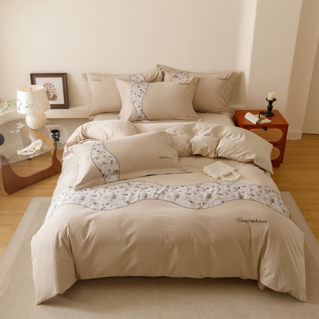 91家纺网 家纺一手货源 找家纺 艾莱家纺 2025新款A类新疆长绒棉纯棉加厚柔顺磨毛四件套-花语 花语-暖杏