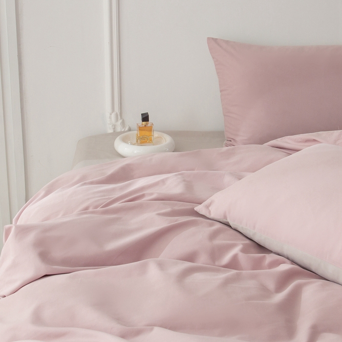 91家纺网 家纺一手货源 找家纺 ONE TWO ONE 121 2025新款A类高支高密长绒棉双拼磨毛（小cr ）撞色四件套 悠悠白灰