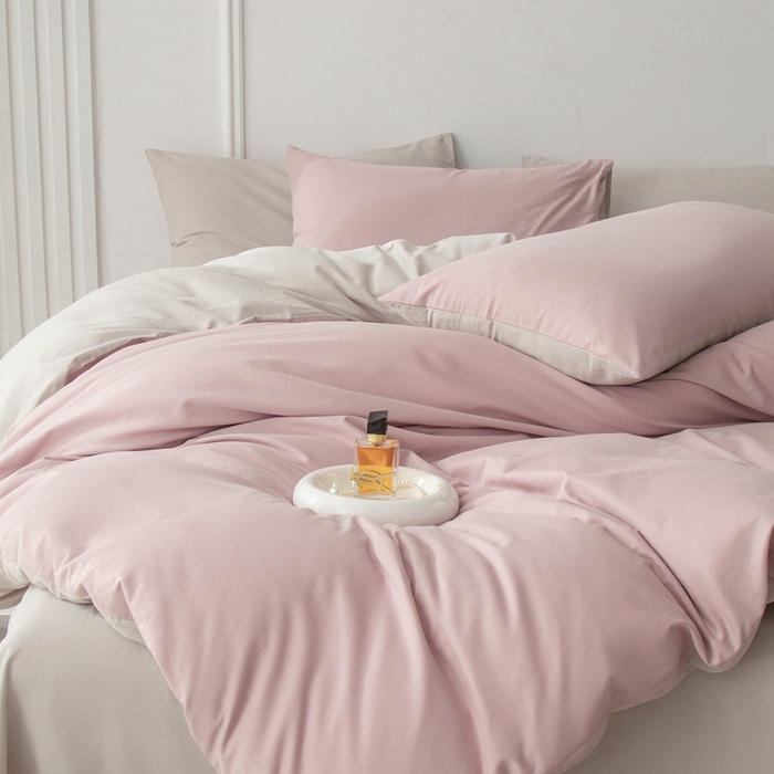 91家纺网 家纺一手货源 找家纺 ONE TWO ONE 121 2025新款A类高支高密长绒棉双拼磨毛（小cr ）撞色四件套 悠悠白灰