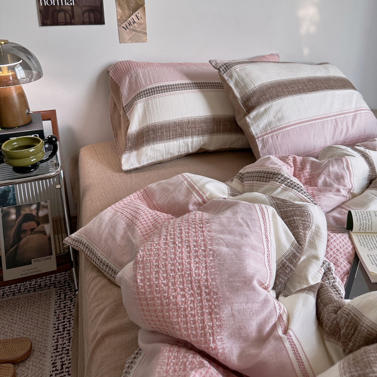 91家纺网 家纺一手货源 找家纺 艾咪-Amy ntmy 2025新款全棉色织小提花四件套-絮语      透明PE袋(如需手提无纺布包+5元) 絮语-粉