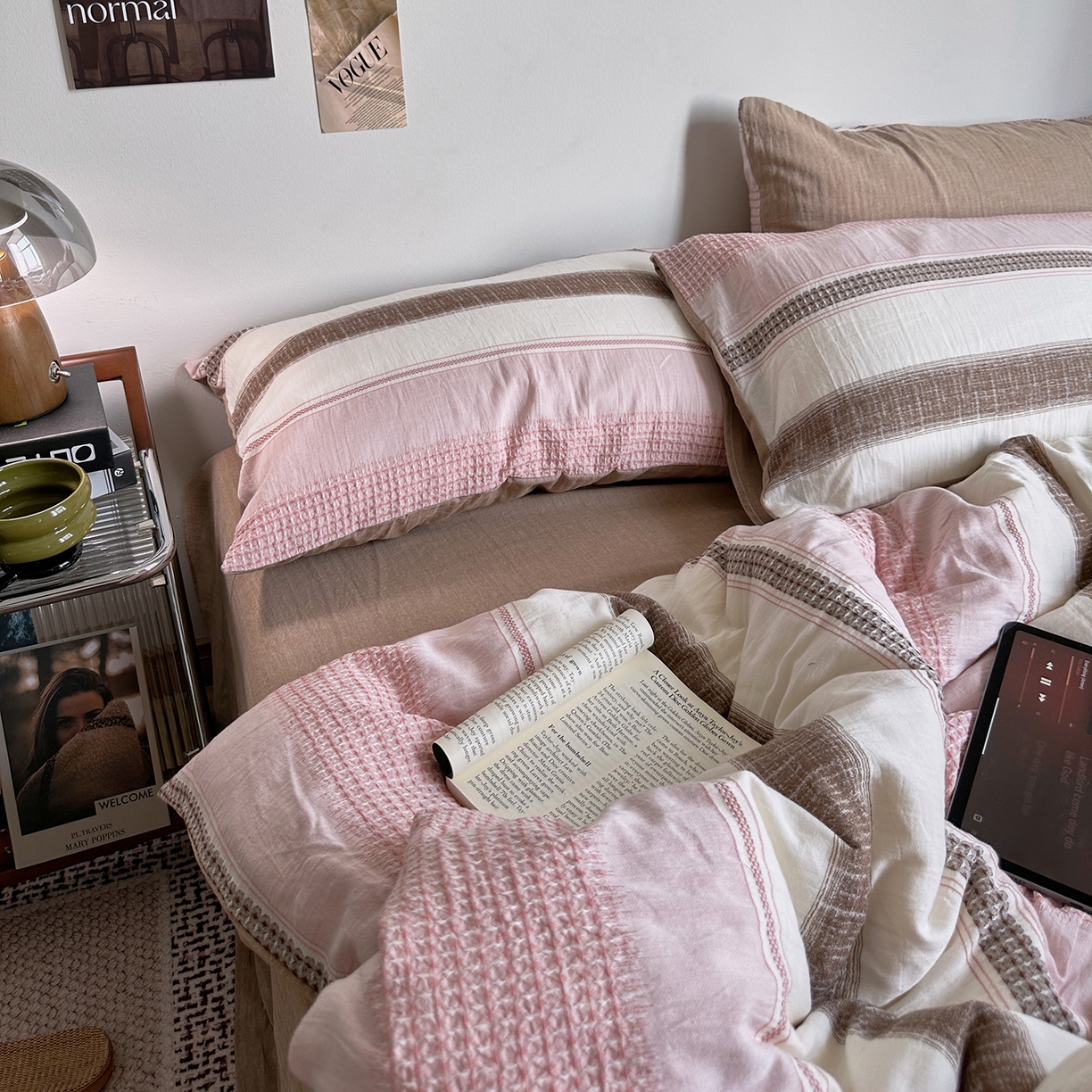 91家纺网 家纺一手货源 找家纺 艾咪-Amy ntmy 2025新款全棉色织小提花四件套-絮语      透明PE袋(如需手提无纺布包+5元) 絮语-粉