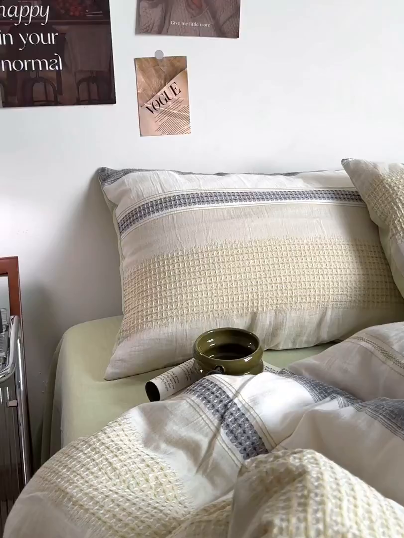 91家纺网 家纺一手货源 找家纺 艾咪-Amy ntmy 2025新款全棉色织小提花四件套-絮语      透明PE袋(如需手提无纺布包+5元) 絮语-绿