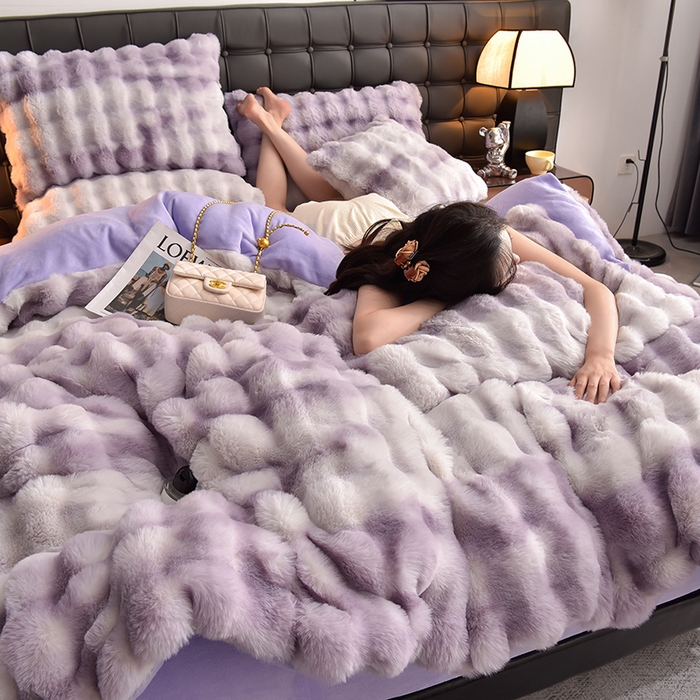 91家纺网 家纺一手货源 找家纺 同田家纺 2023直播热款牛奶绒兔毛四件套兔兔绒牛奶绒四件套七彩紫-牛奶绒泡泡印花紫