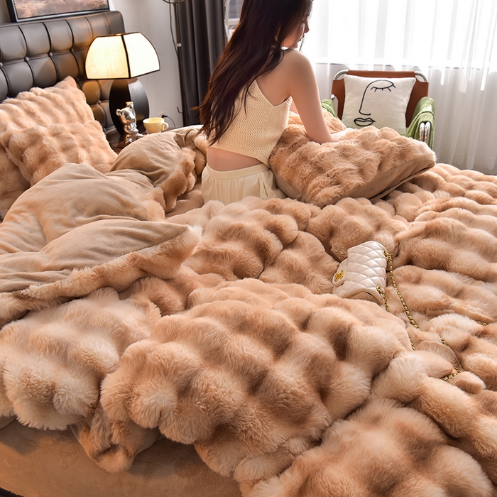 91家纺网 家纺一手货源 找家纺 同田家纺 2023直播热款牛奶绒兔毛四件套兔兔绒牛奶绒四件套 七彩咖-牛奶绒泡泡印花咖