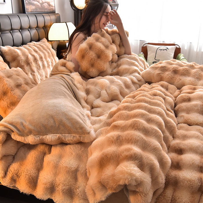 91家纺网 家纺一手货源 找家纺 同田家纺 2023直播热款牛奶绒兔毛四件套兔兔绒牛奶绒四件套 七彩咖-牛奶绒泡泡印花咖