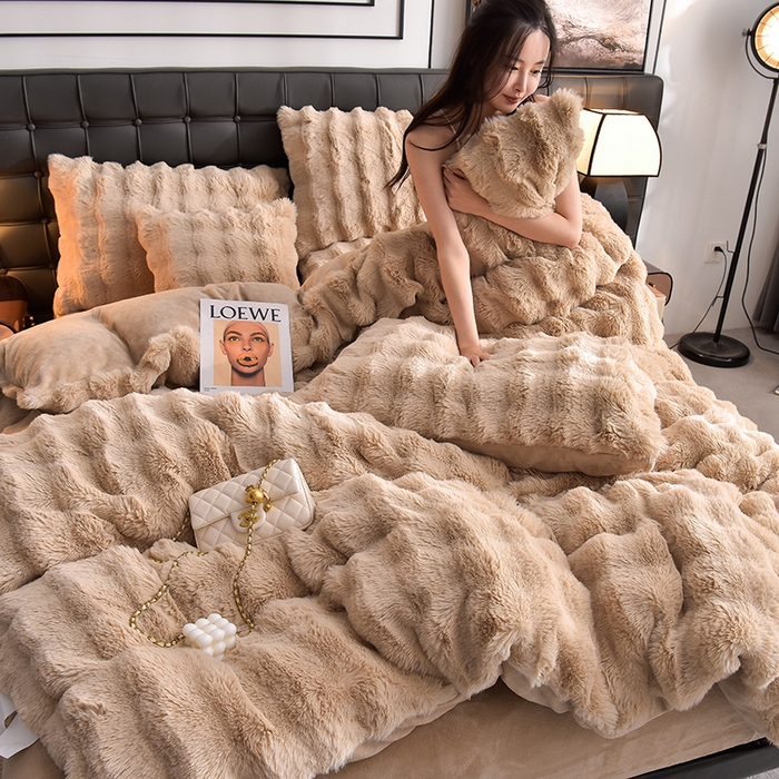 91家纺网 家纺一手货源 找家纺 同田家纺 2023直播热款牛奶绒兔毛四件套兔兔绒牛奶绒四件套 轻奢咖-牛奶绒泡泡纯咖