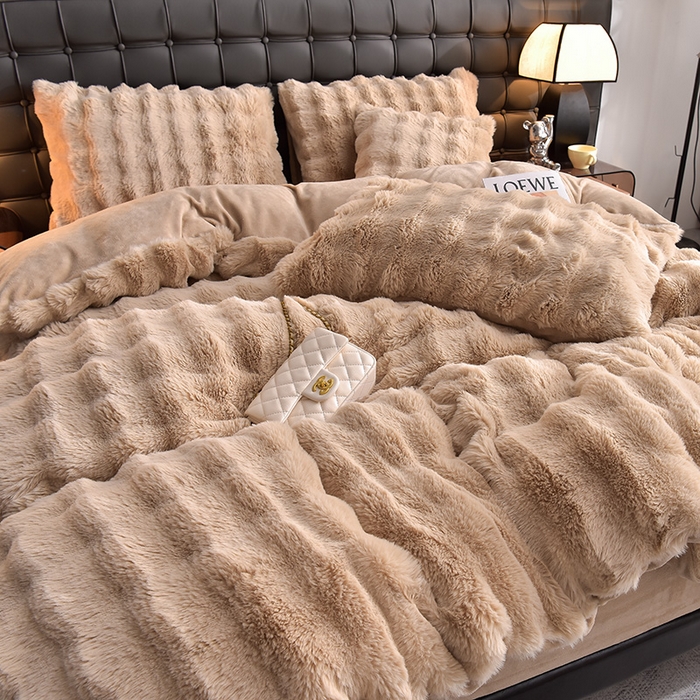 91家纺网 家纺一手货源 找家纺 同田家纺 2023直播热款牛奶绒兔毛四件套兔兔绒牛奶绒四件套 轻奢咖-牛奶绒泡泡纯咖