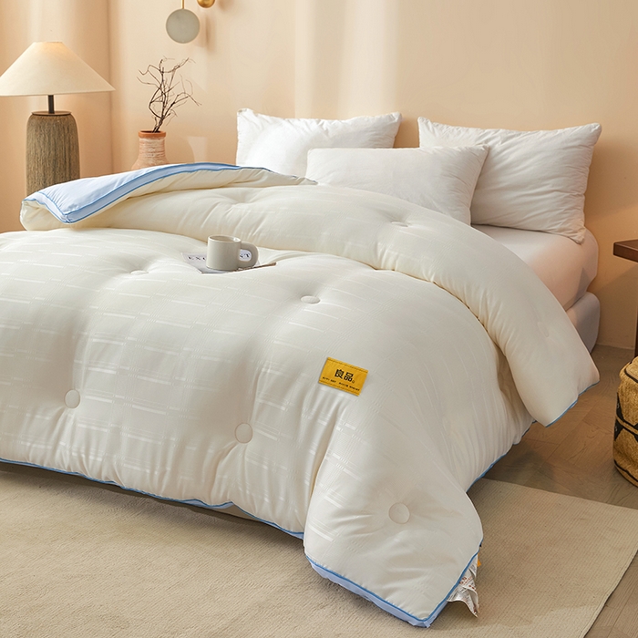 91家纺网 家纺一手货源 找家纺 晚悠家纺 2025新款A类抗菌控温保暖大豆被5.0被子被芯春秋冬被夏被爆款 奶白蓝