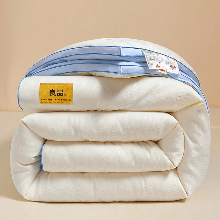 91家纺网 家纺一手货源 找家纺 晚悠家纺 2025新款A类抗菌控温保暖大豆被5.0被子被芯春秋冬被夏被爆款 奶白蓝