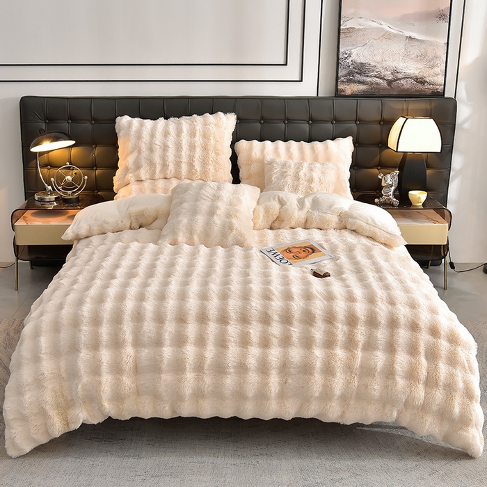 91家纺网 家纺一手货源 找家纺 同田家纺 2023直播热款牛奶绒兔毛四件套兔兔绒牛奶绒四件套轻奢白-牛奶绒泡泡纯白